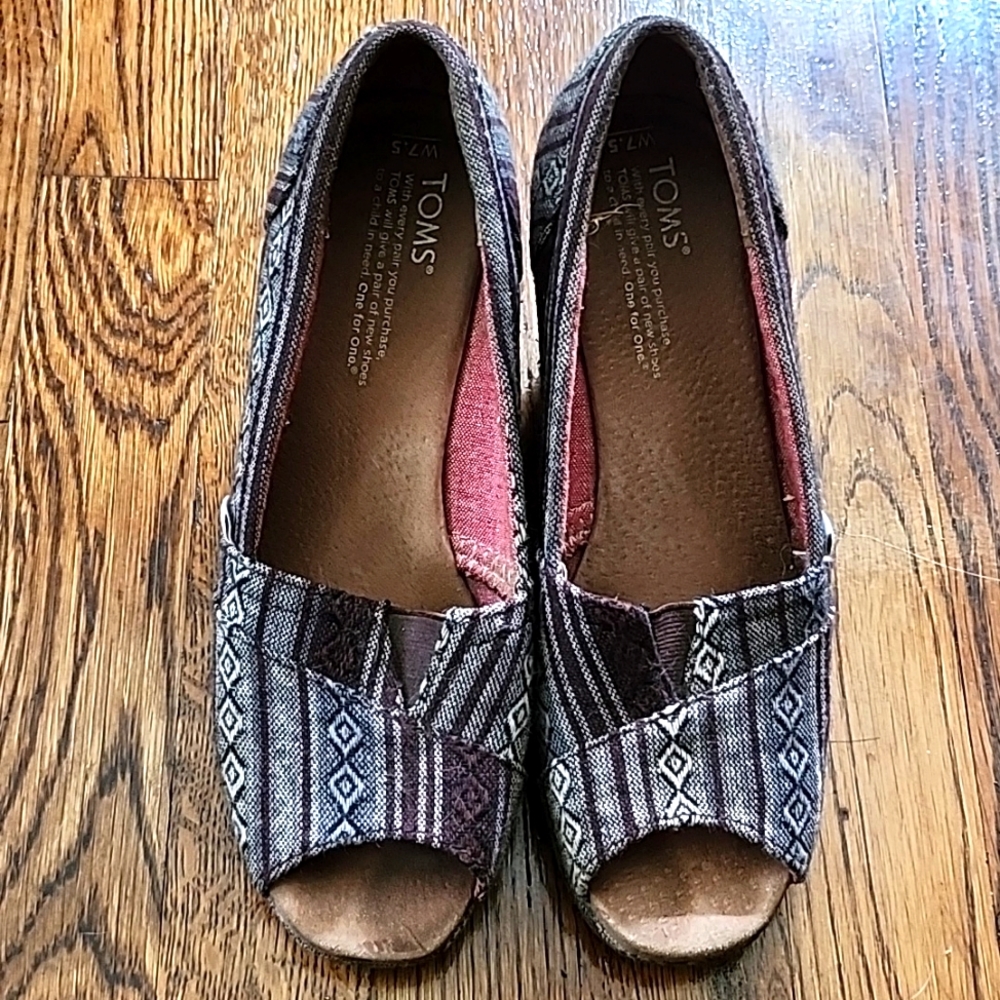 🎉HPx2🎉 Toms Peep Toe Wedges - Picture 3 of 6